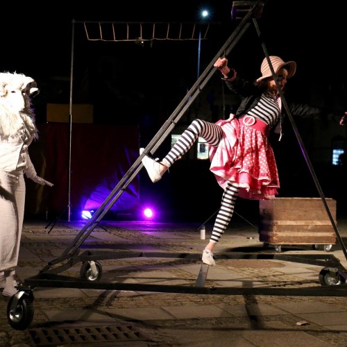 XX lecie Teatru Parra- wieczorne spektakle